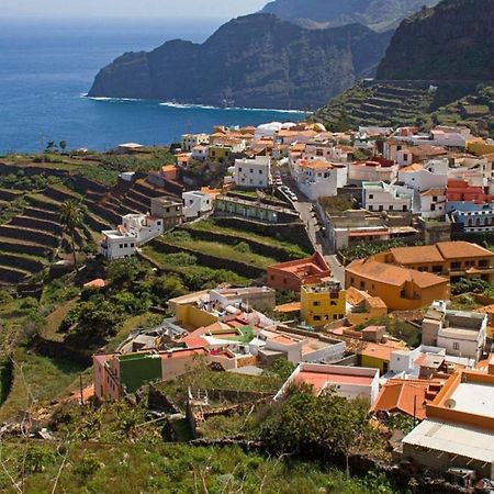 Casa La Sabina Roja 1 - Casa Con Impresionantes Vistas Sobre Hermigua Y El Mar Bagian luar foto