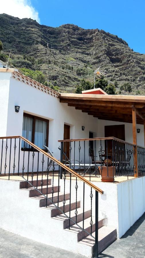Casa La Sabina Roja 1 - Casa Con Impresionantes Vistas Sobre Hermigua Y El Mar Bagian luar foto