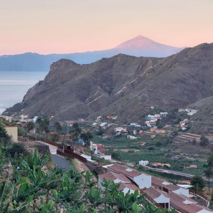 Casa La Sabina Roja 1 - Casa Con Impresionantes Vistas Sobre Hermigua Y El Mar Bagian luar foto