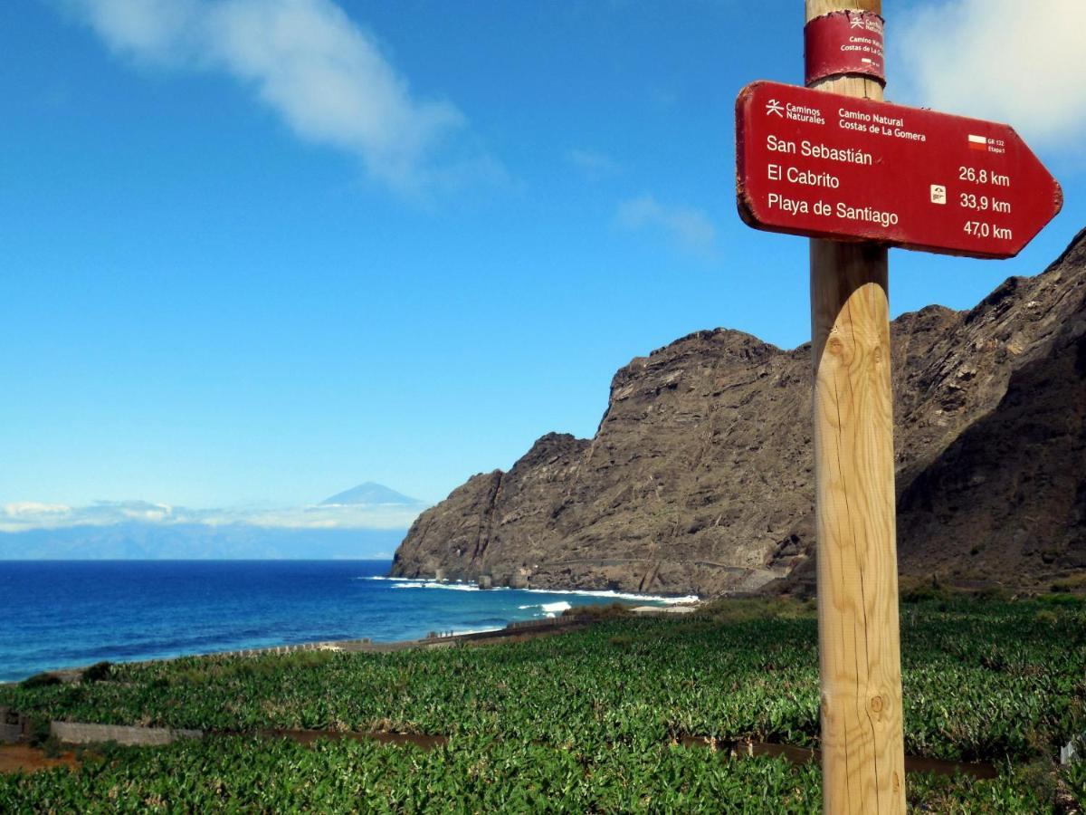Casa La Sabina Roja 1 - Casa Con Impresionantes Vistas Sobre Hermigua Y El Mar Bagian luar foto